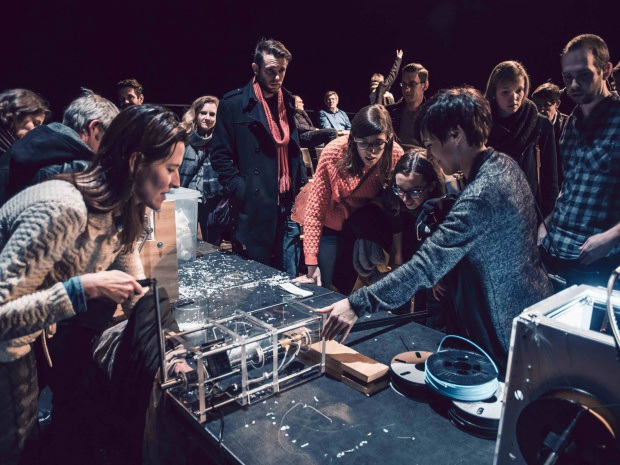 The end of the world as we know it 193 1986r bb b 63web70