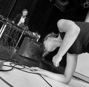 Foto Labour of Love 300x295