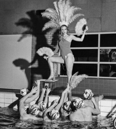 Club lam vote 480x533 1 400x444