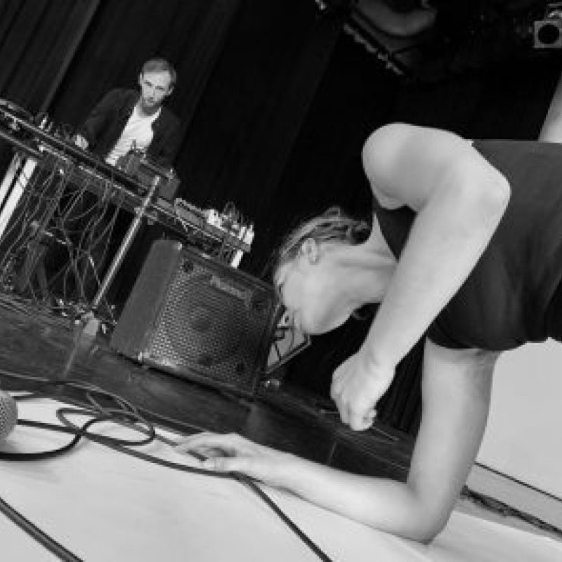 Foto Labour of Love 300x295